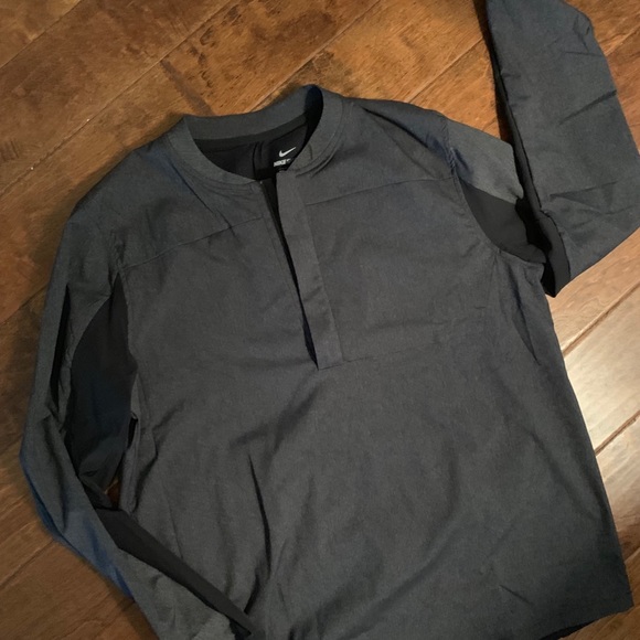 nike team performance lightweight shield jacket